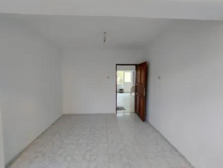 Unfurnished 2 1, 80M2 Apartment For Rent In The Center Of Ortaca Dalyan