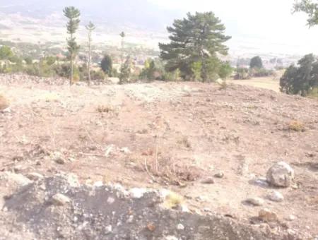 400 M2 0/60 Zoned Land In Denizli Çameli Center For Urgent Sale