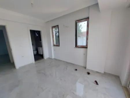 Muğla Ortaca Merkezde 90 M2, 2+1 Giriş Kat Sıfır Daire Kiralık